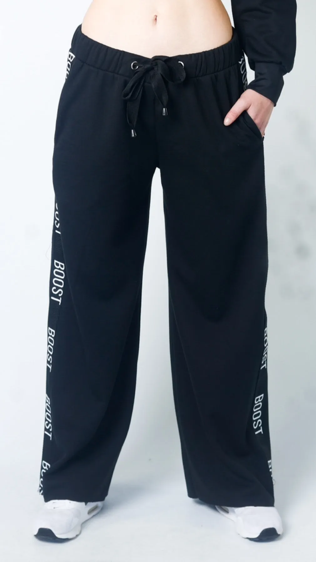 AR 2383 - WIDE LEG TRACKSUIT PANTS