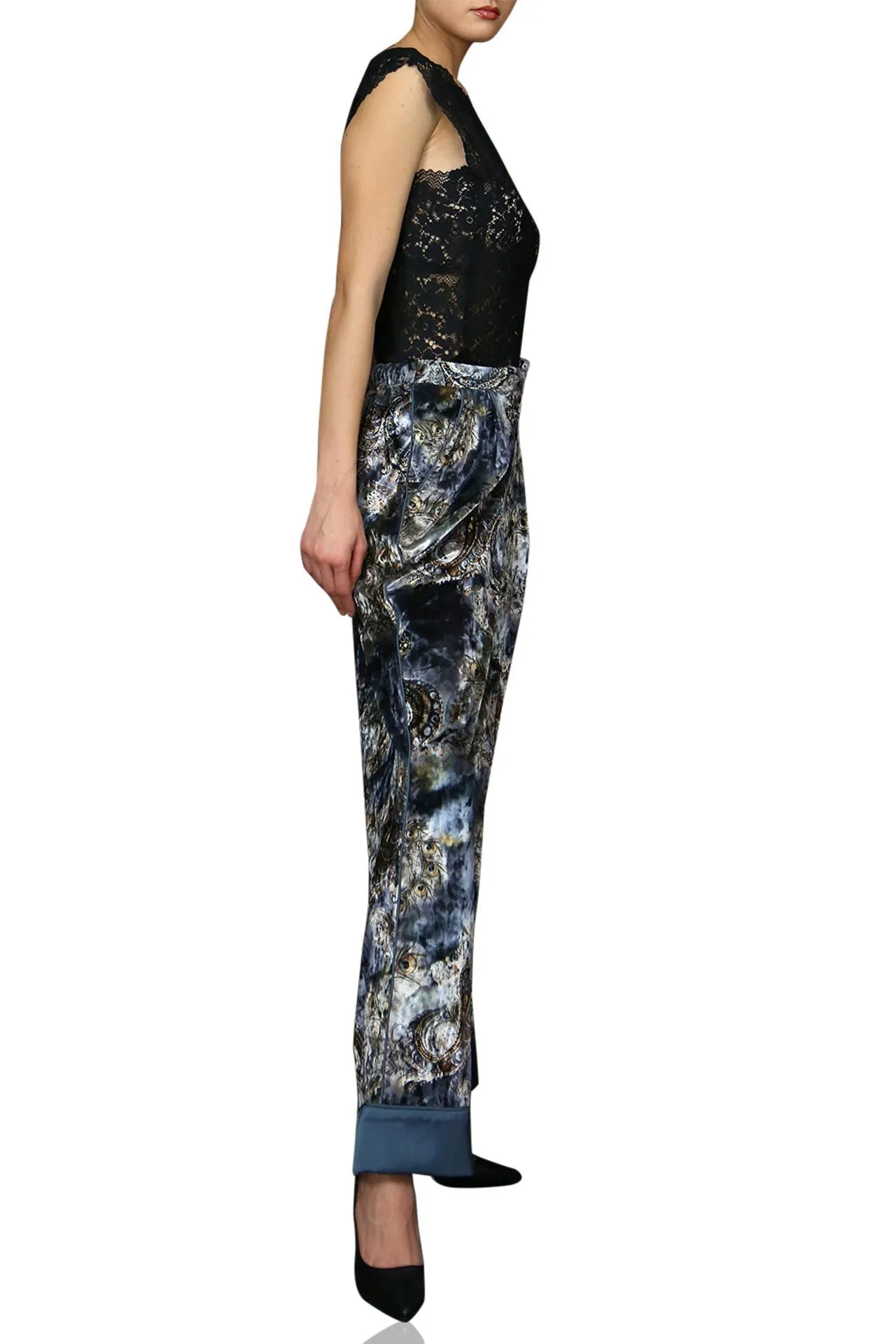 Velvet Leg Pants In Peacock Print