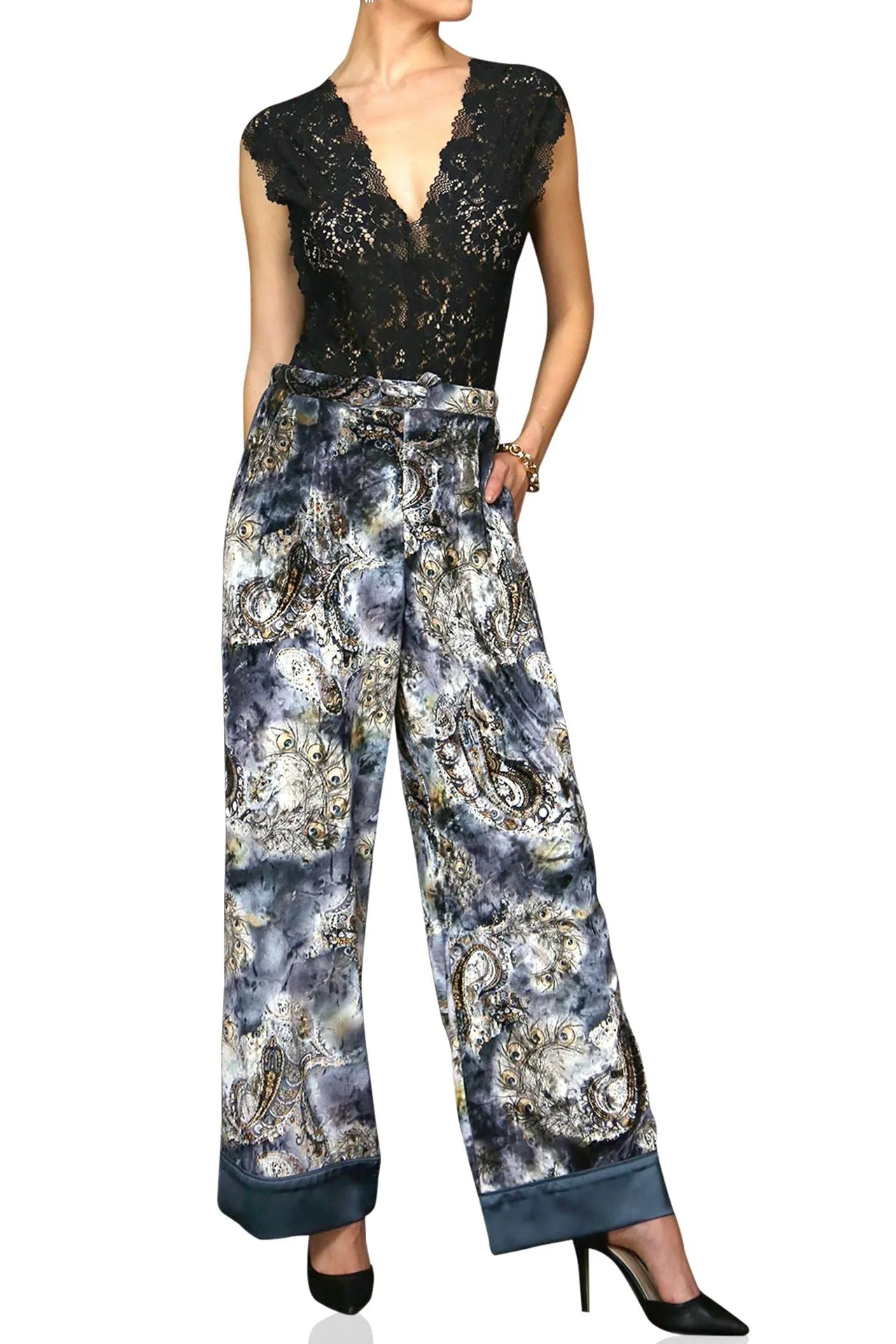 Velvet Leg Pants In Peacock Print